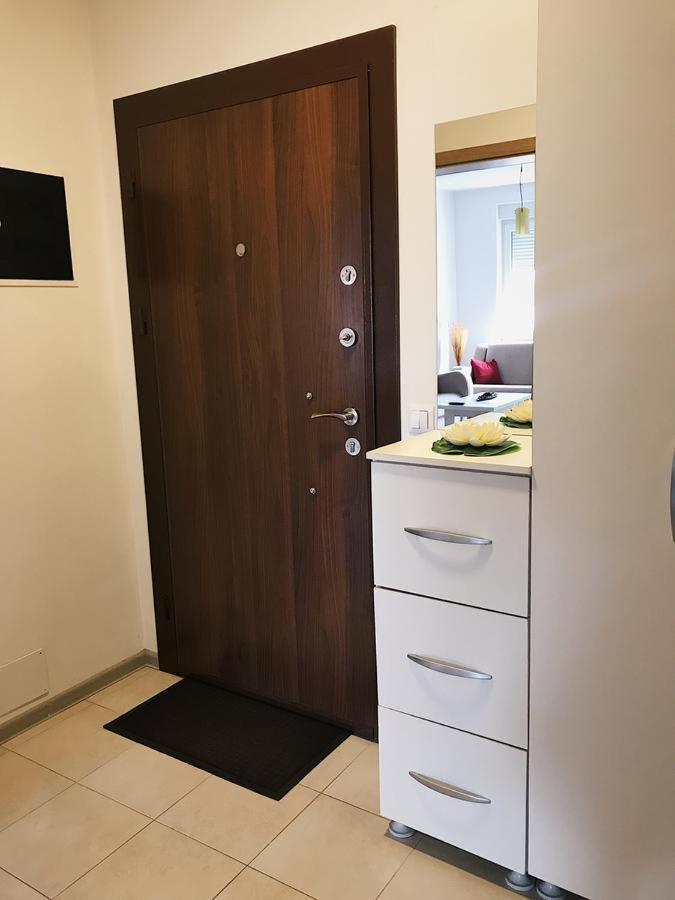 Blini Complex Apartment Prishtinë Exterior photo